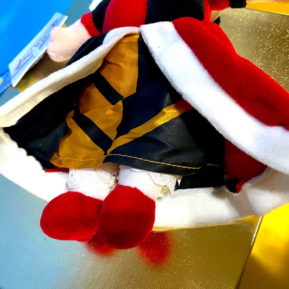 DISNEY EXCLUSIVE NWT VTG 90s ALICE IN WONDERLAND QUEEN OF HEARTS SOUND BEAN BAG - Picture 10 of 14